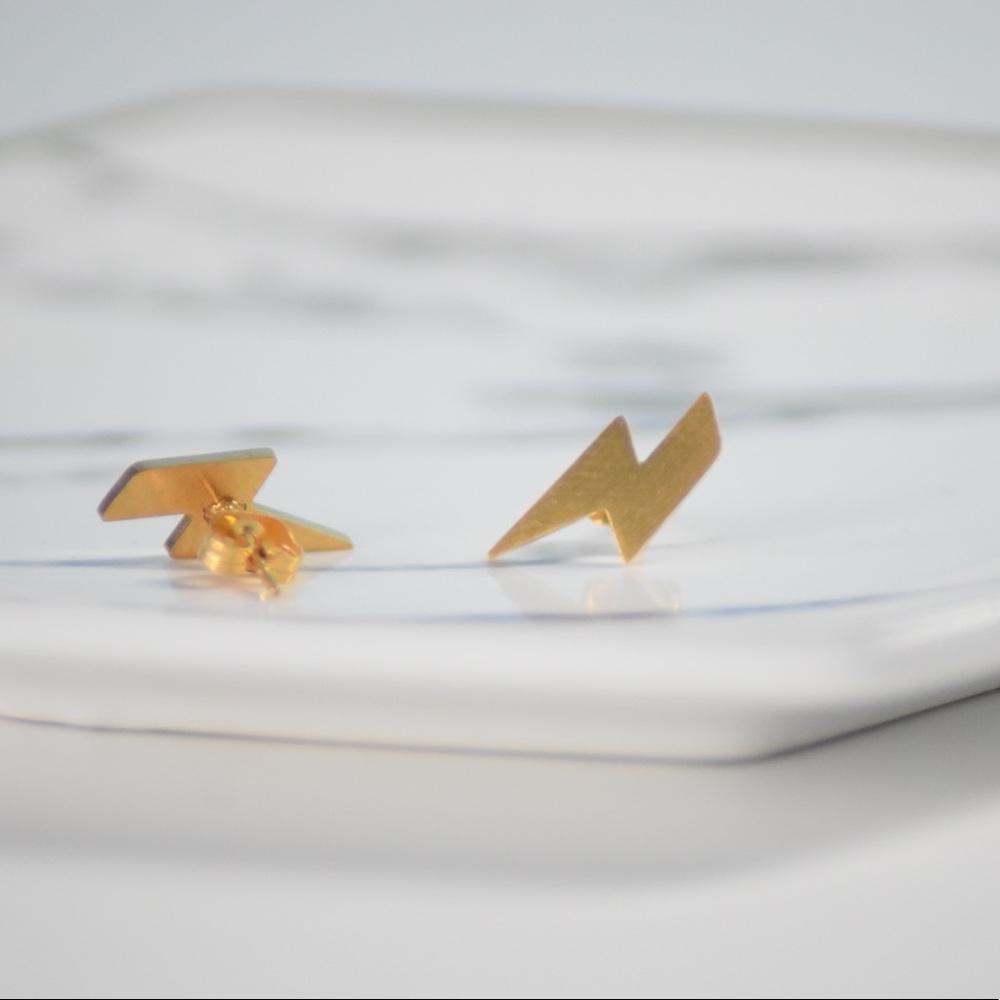 18k Gold Plated Lightening Bolt Stud Earrings - Picture 8 of 9
